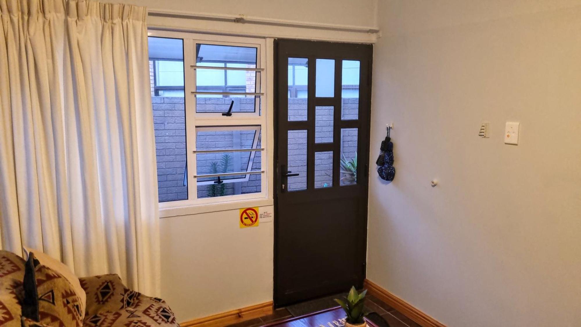 Twelveon1st Apartment *