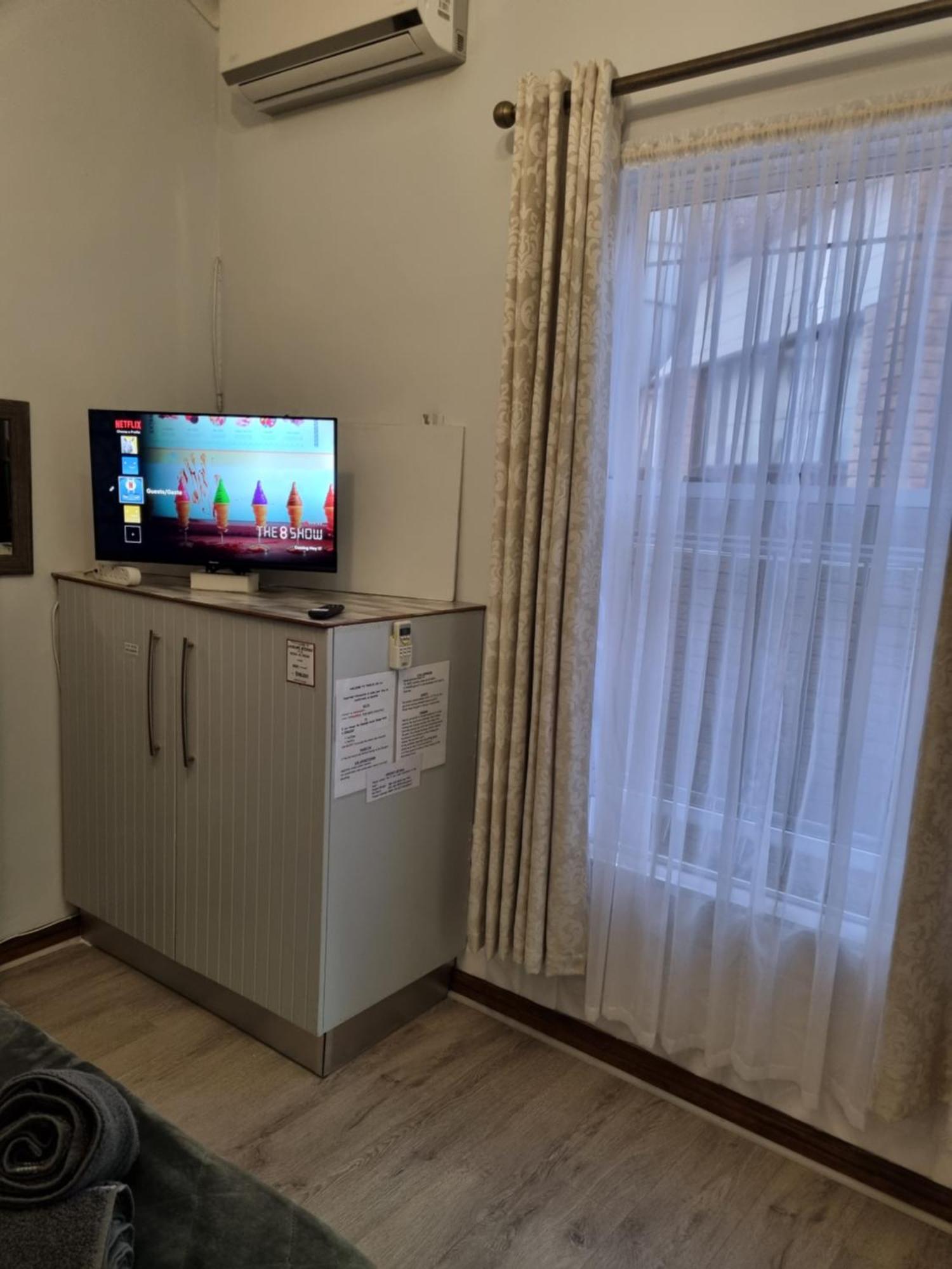 Twelveon1st Apartment