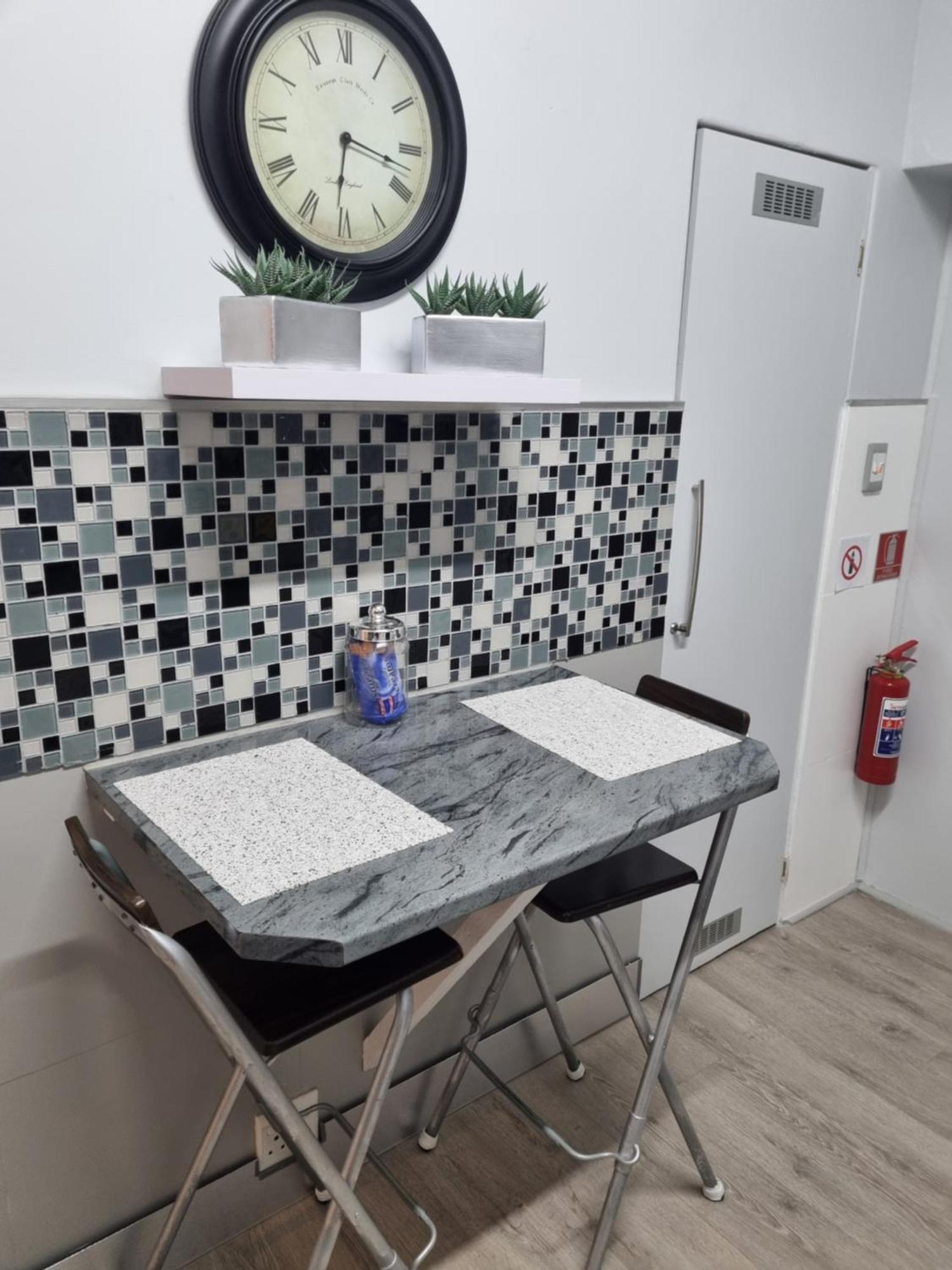 Apartment Twelveon1st Cape Town